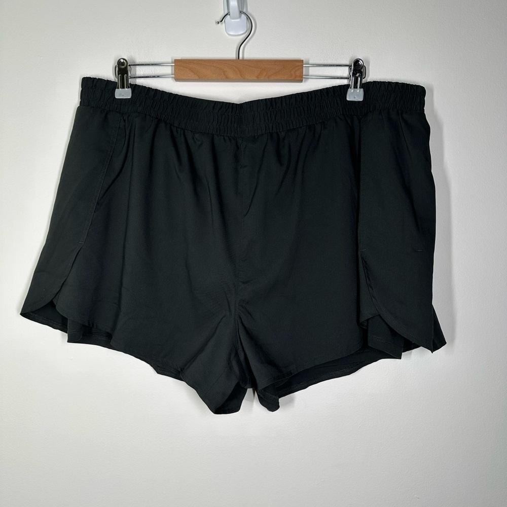 Girlfriend Collective Black Trail Shorts XXXL‎